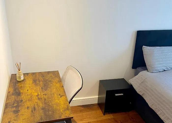 1 Bedrooom Flat Located Angel Zone 1 London